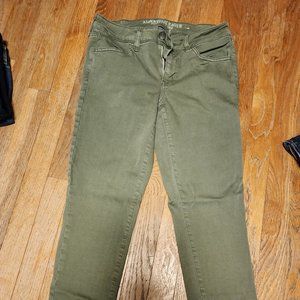 Sage / Celery / Green American Eagle Jegging / Skinny Jeans - Womens Size 8